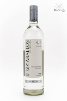 3 Caballos Tequila Blanco